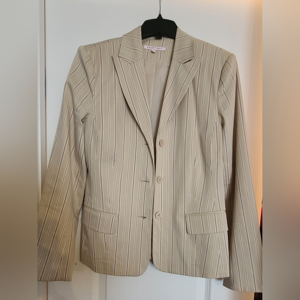 Beige striped blazer